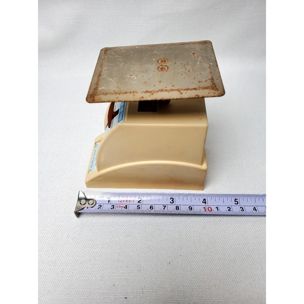 Vintage Weight Watchers Mini Plastic Mechanical‎ Food Scale 1968